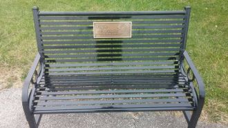 4 Foot Broadway Memorial Park Bench