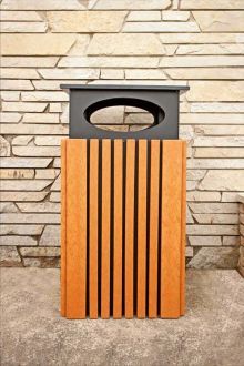 40 gallon recycled plastic trash receptacle with rain guard