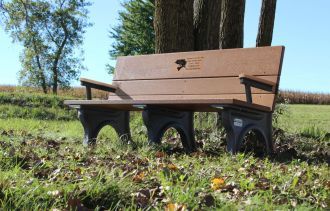 ADA Traditional 6 foot Park Bench with Laminate Memorial Plaque & Armrest