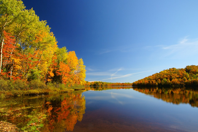 The fall colors of Presque Isle, WI